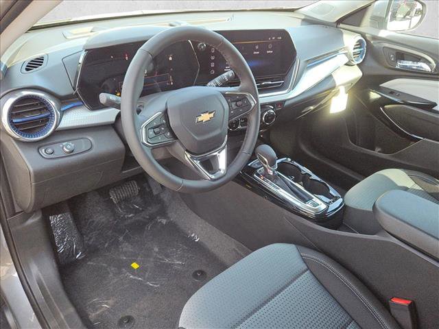 New 2026 Chevrolet Trax LT w/ Sunroof Package video 3