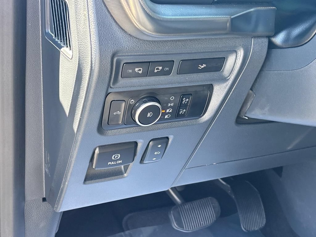Used 2024 Ford F150 Lariat w/ Equipment Group 502A High AWD/4WD image 31