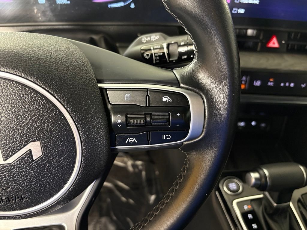 Used 2025 Kia Sportage X-Line AWD/4WD image 21