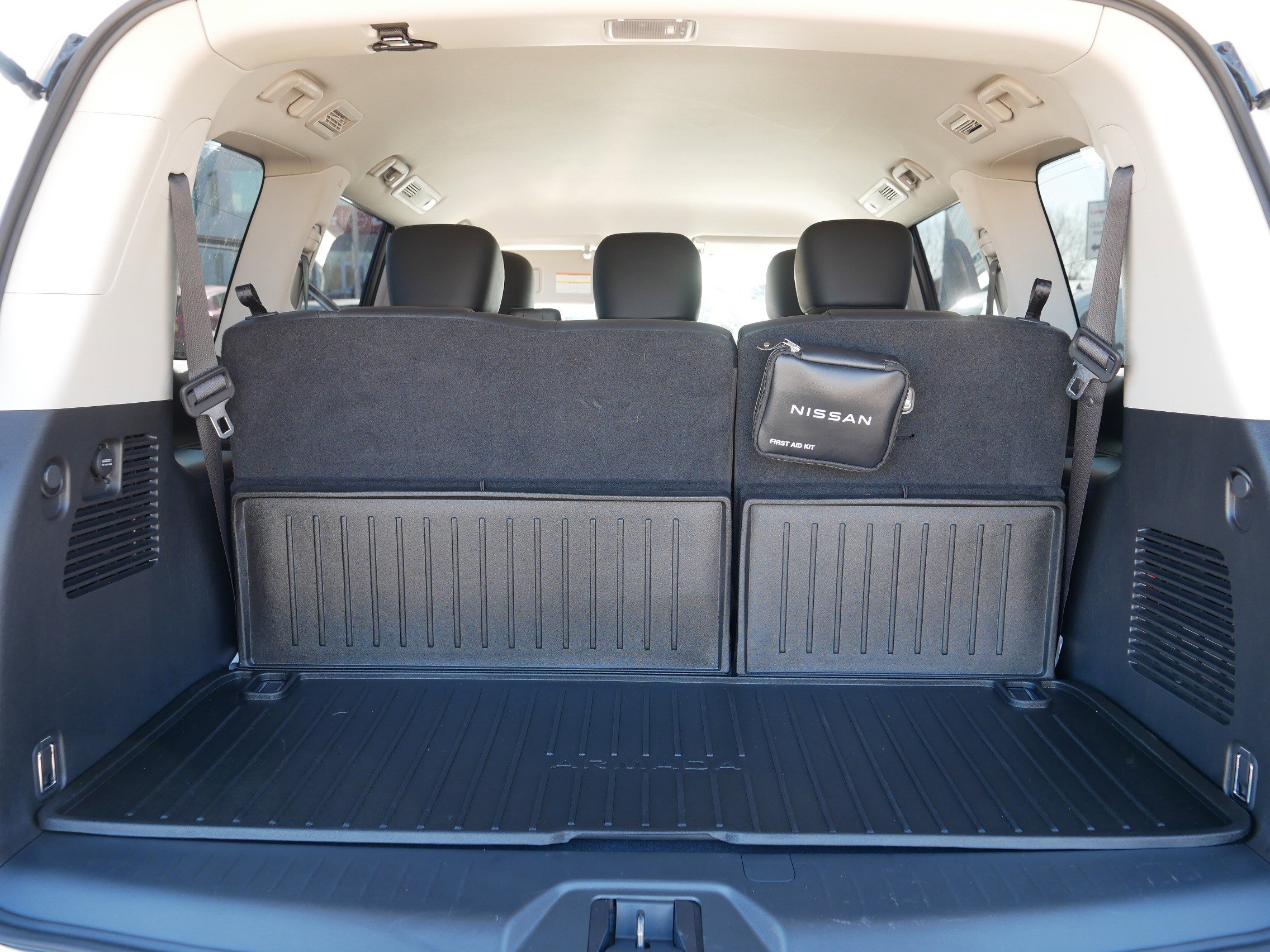 Certified 2024 Nissan Armada SV w/ Cargo Package image 18