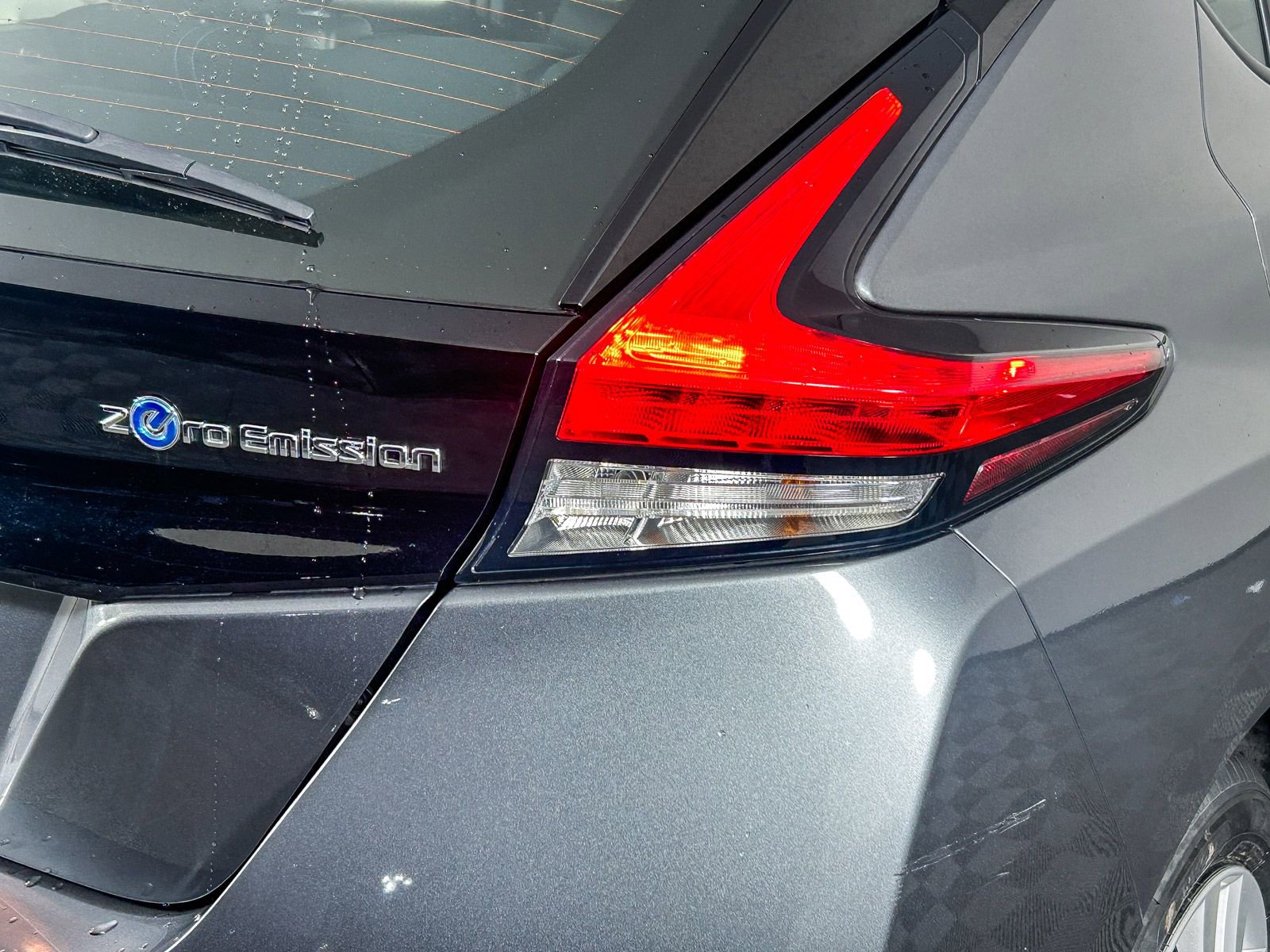 Used 2018 Nissan Leaf S w/ S Charge Package image 9