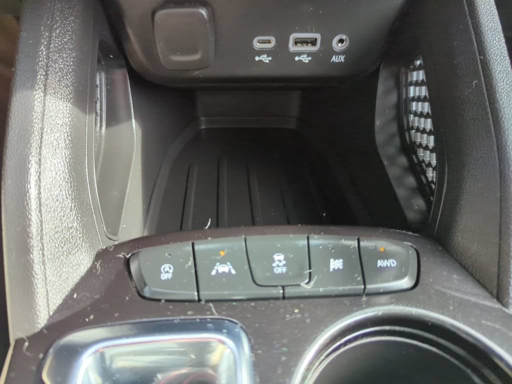 Certified 2023 Chevrolet TrailBlazer RS w/ Convenience Package AWD/4WD image 30