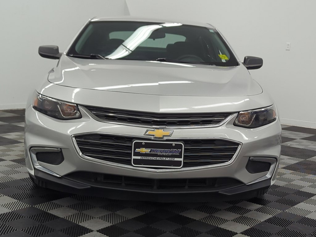 Used 2016 Chevrolet Malibu LS FWD image 2