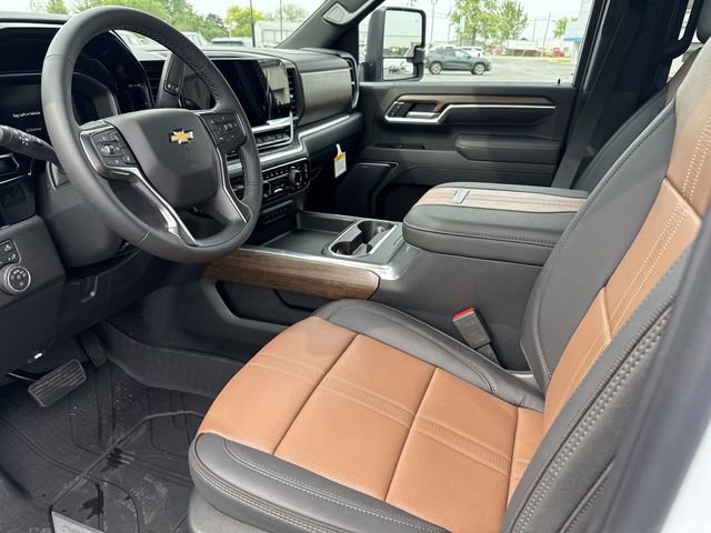 New 2026 Chevrolet Silverado 3500 High Country w/ High Country Premium Package AWD/4WD image 10