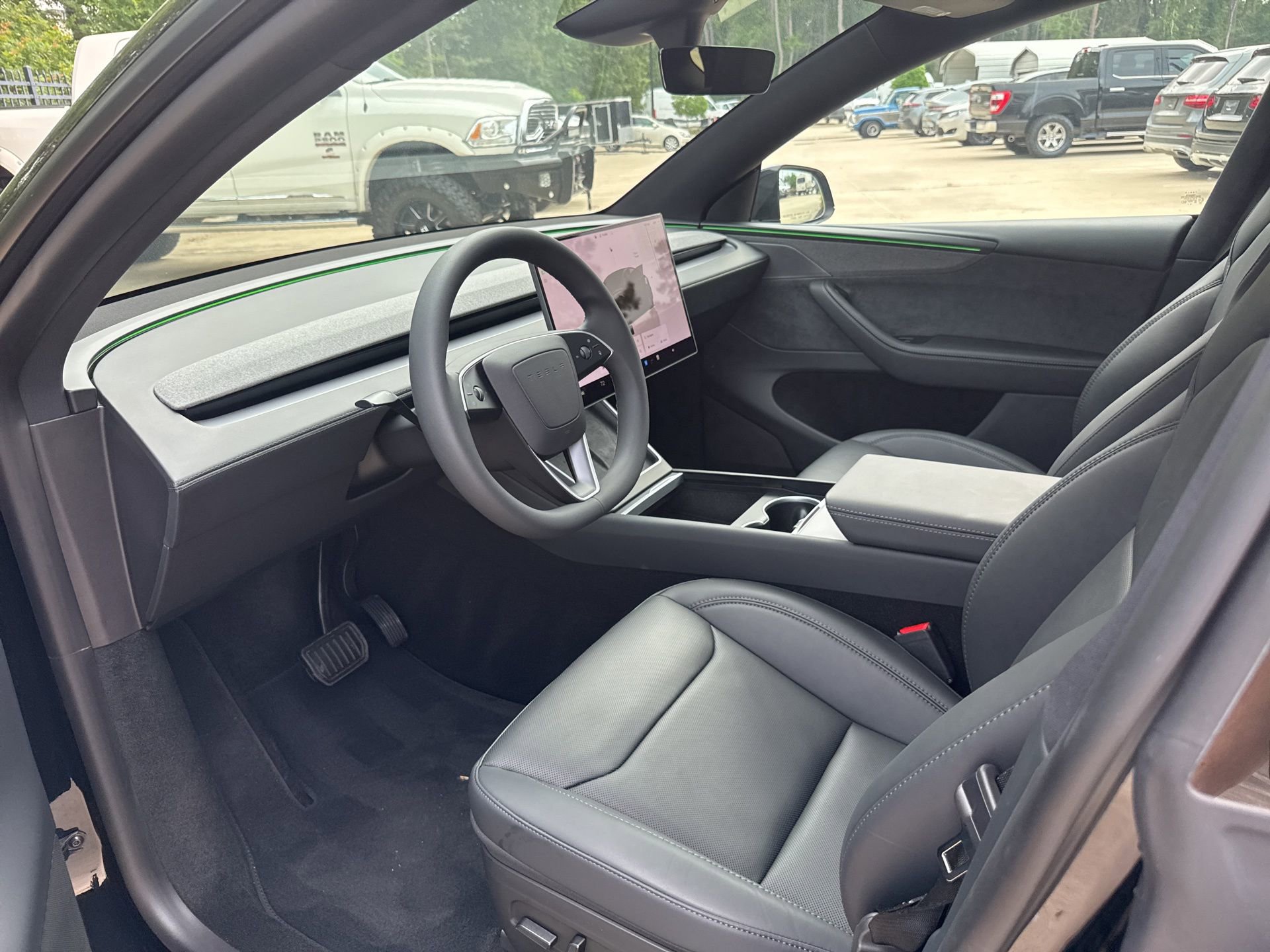 Used 2026 Tesla Model Y Long Range AWD/4WD image 9