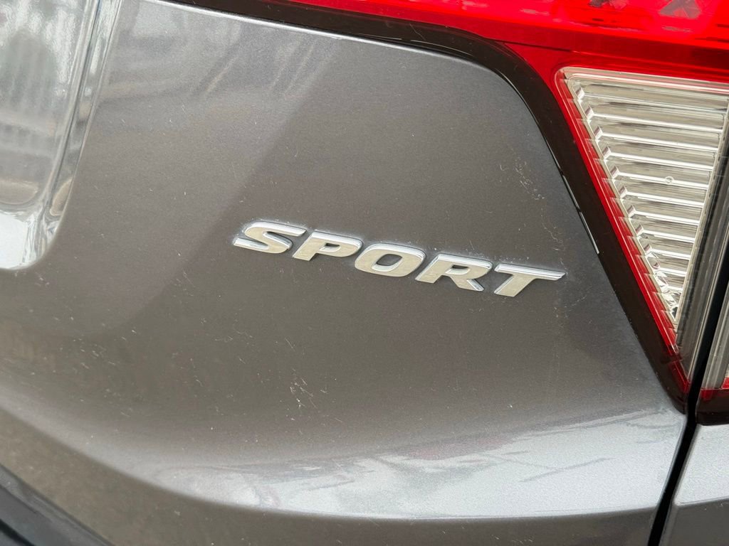 Used 2022 Honda HR-V Sport image 8