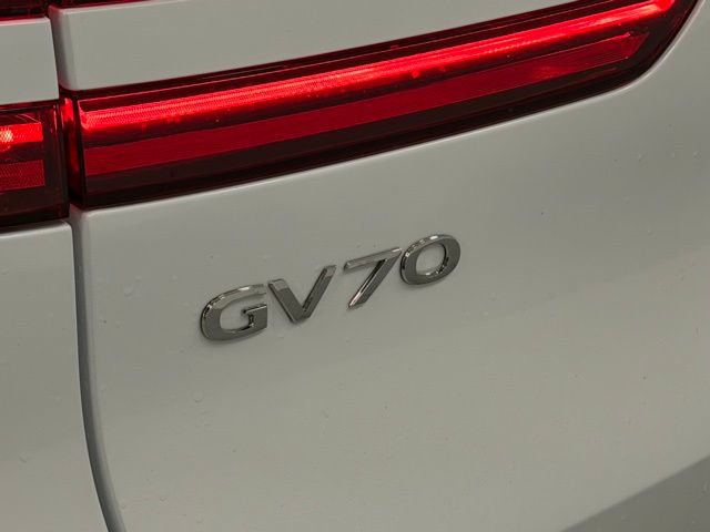 New 2026 Genesis GV70 2.5T Sport Prestige AWD/4WD image 7