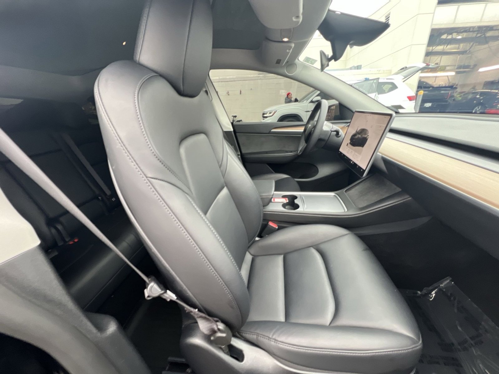 Used 2023 Tesla Model Y Performance image 28