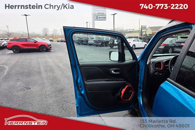 Used 2021 Jeep Renegade Trailhawk w/ Sun & Sound Group image 14