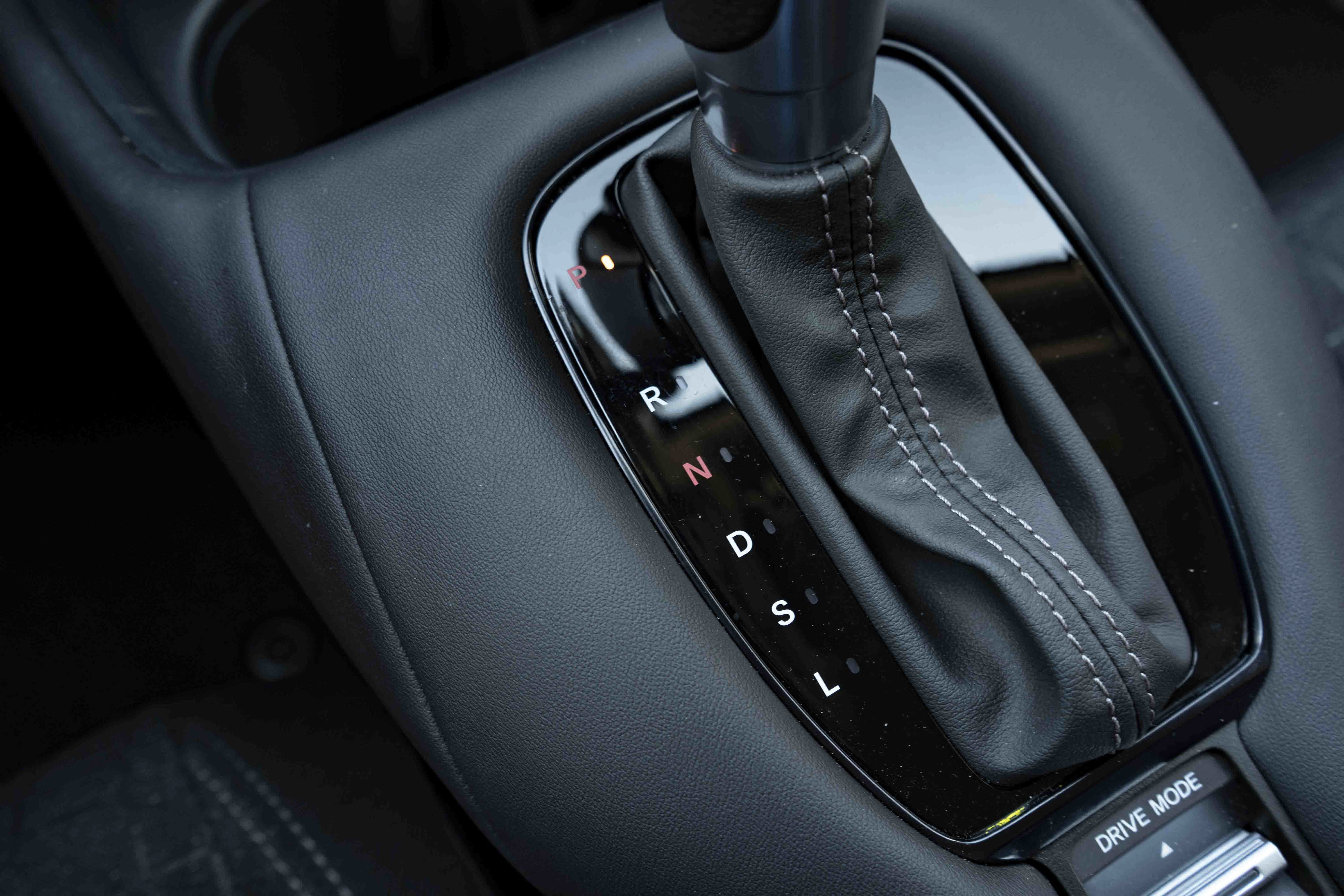 Certified 2027 Honda HR-V LX image 29