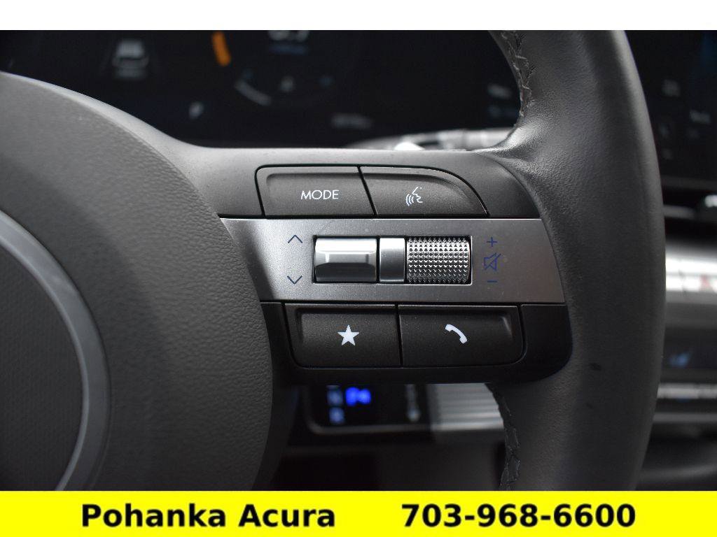 Used 2024 Hyundai Kona Limited image 13