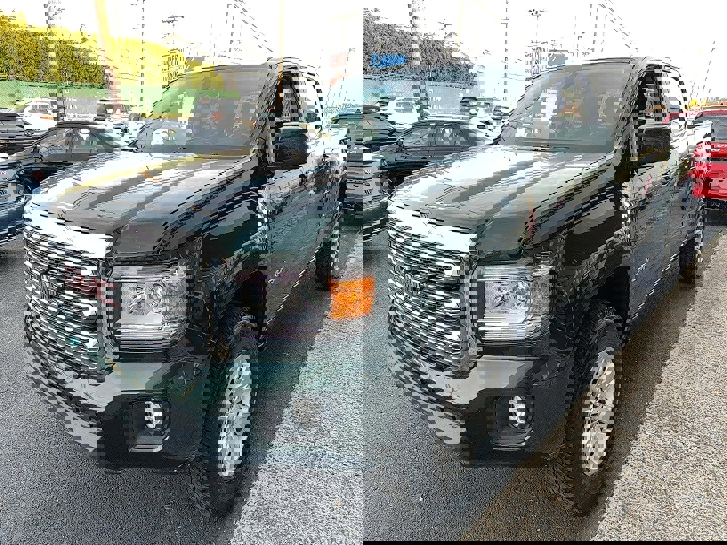 Used 2015 GMC Canyon SLE image 5