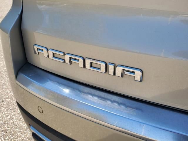 Used 2013 GMC Acadia SLE image 17