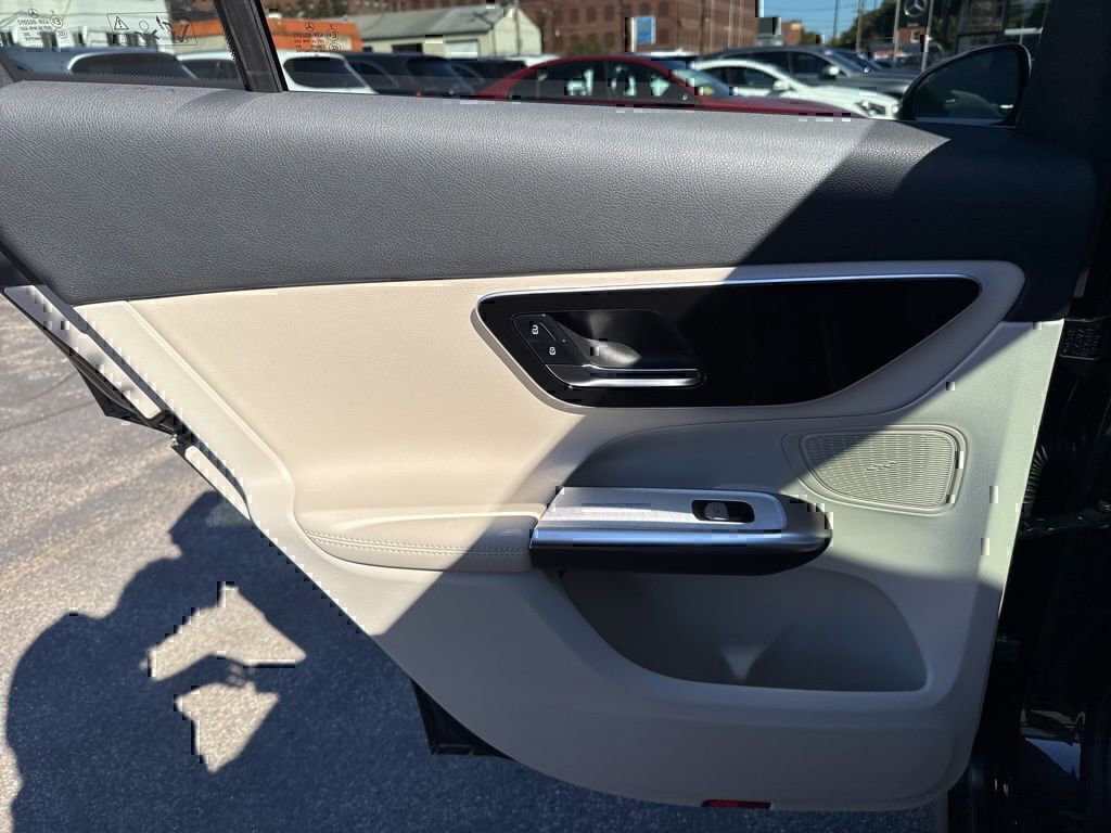 Used 2026 Mercedes-Benz GLC 300 4MATIC image 18