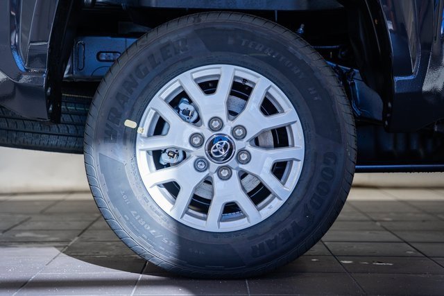 New 2026 Toyota Tacoma SR5 image 18