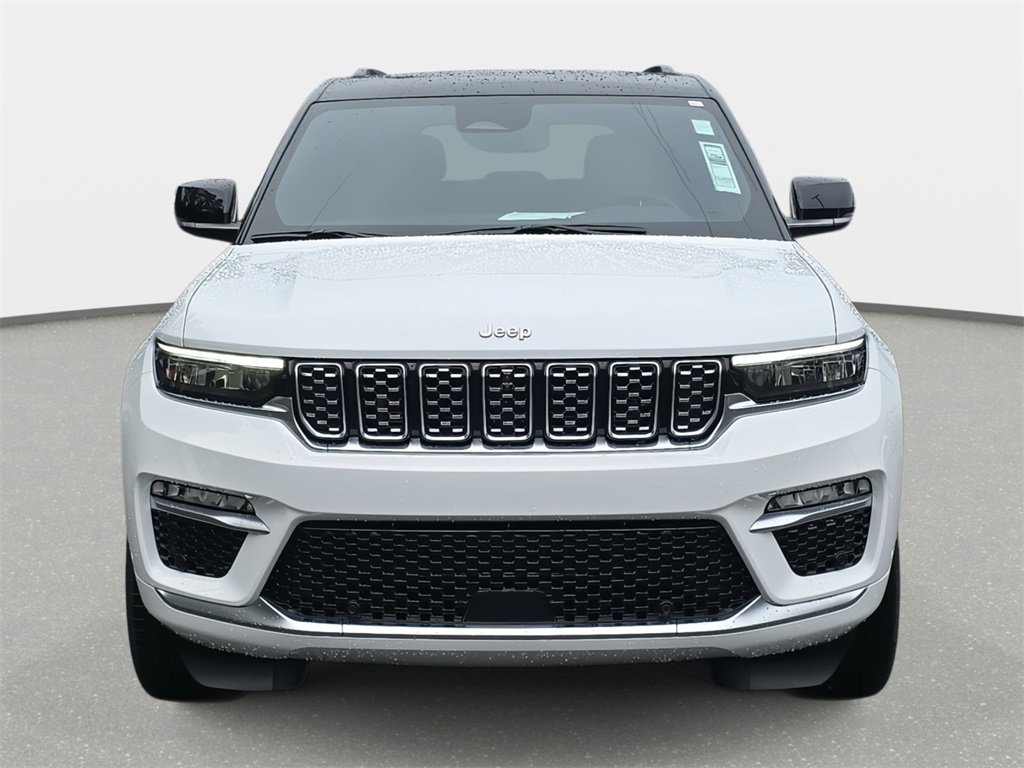 New 2025 Jeep Grand Cherokee Summit w/ Luxury Tech Group V image 2