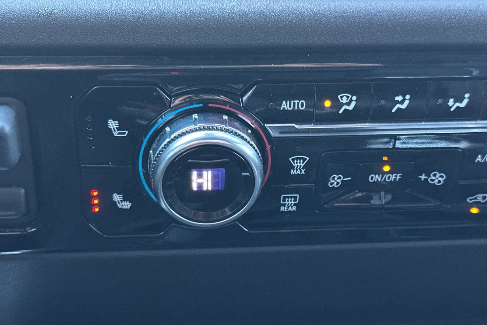 Used 2025 GMC Sierra 1500 Elevation w/ X31 Off-Road Package image 29