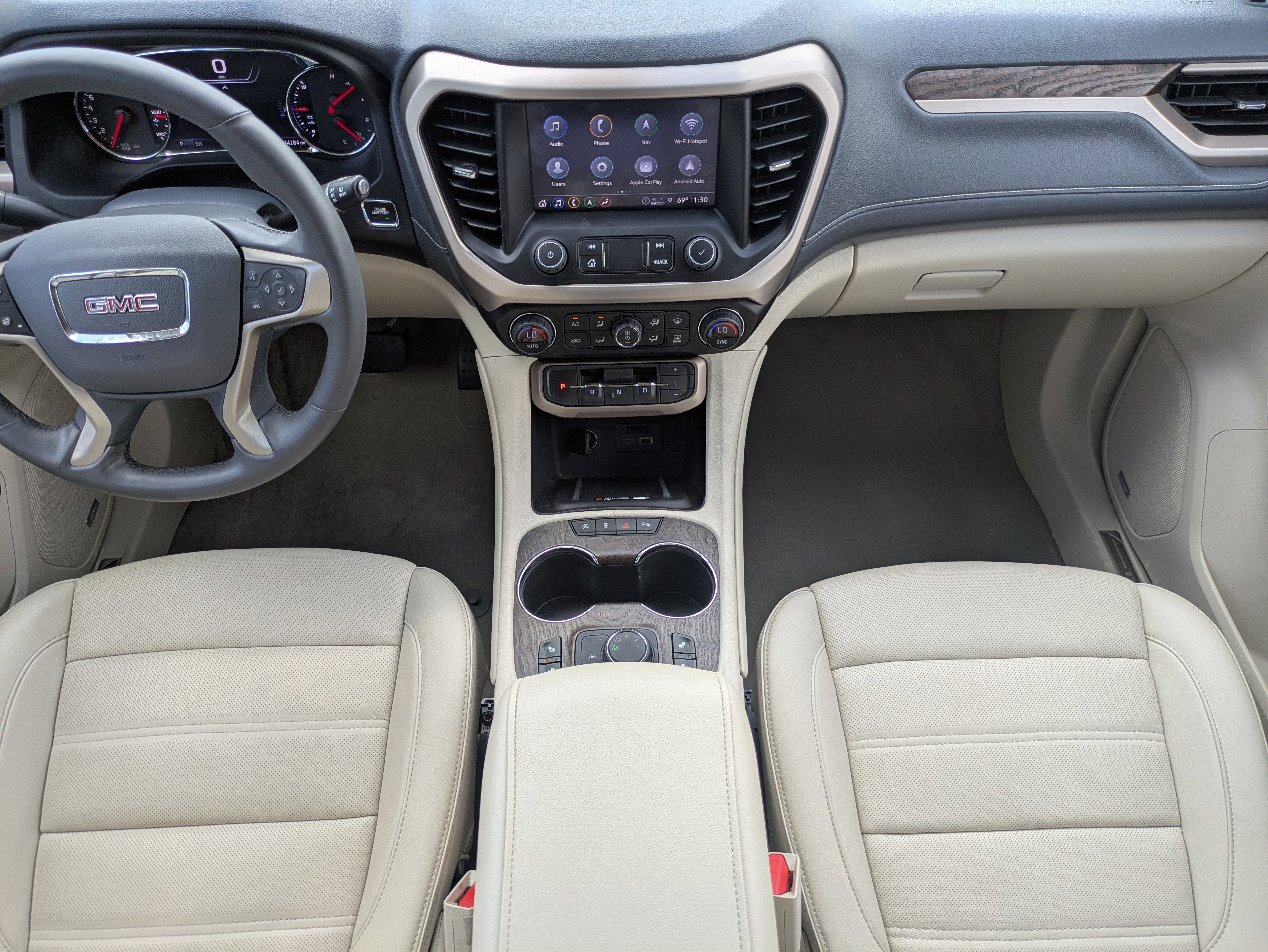 Used 2023 GMC Acadia Denali image 12