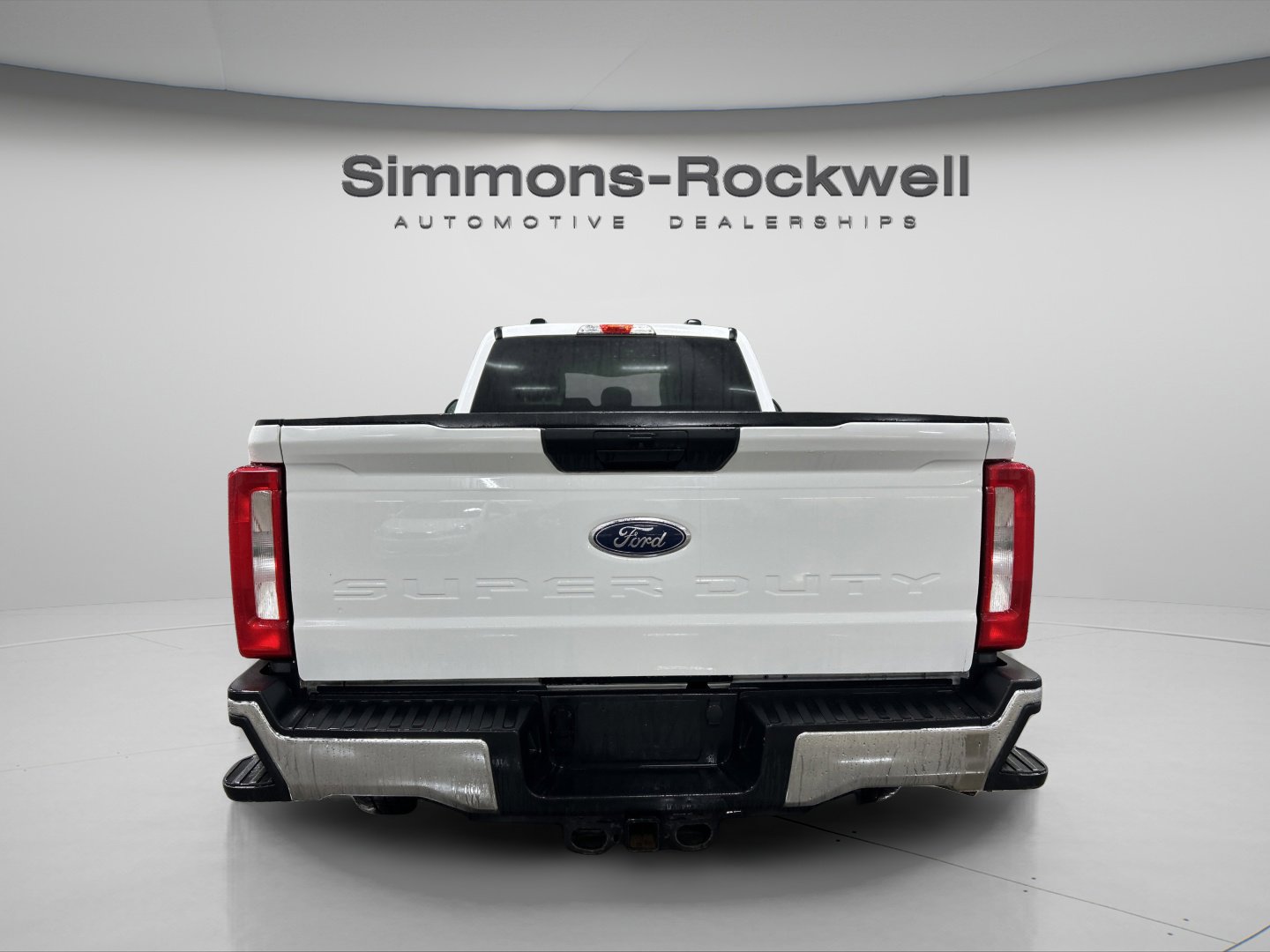 Used 2024 Ford F250 XLT AWD/4WD image 5