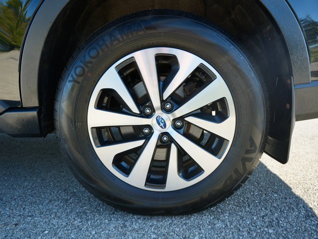 Used 2022 Subaru Outback Premium image 27