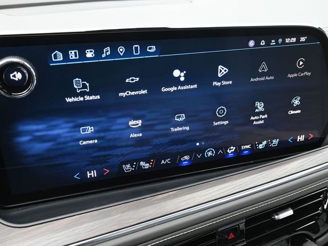 New 2025 Chevrolet Suburban Premier image 34