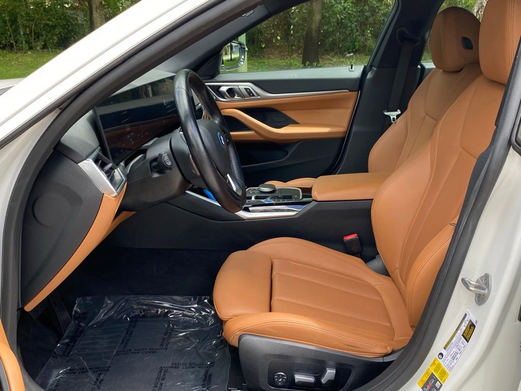 Used 2023 BMW i4 eDrive40 RWD image 14
