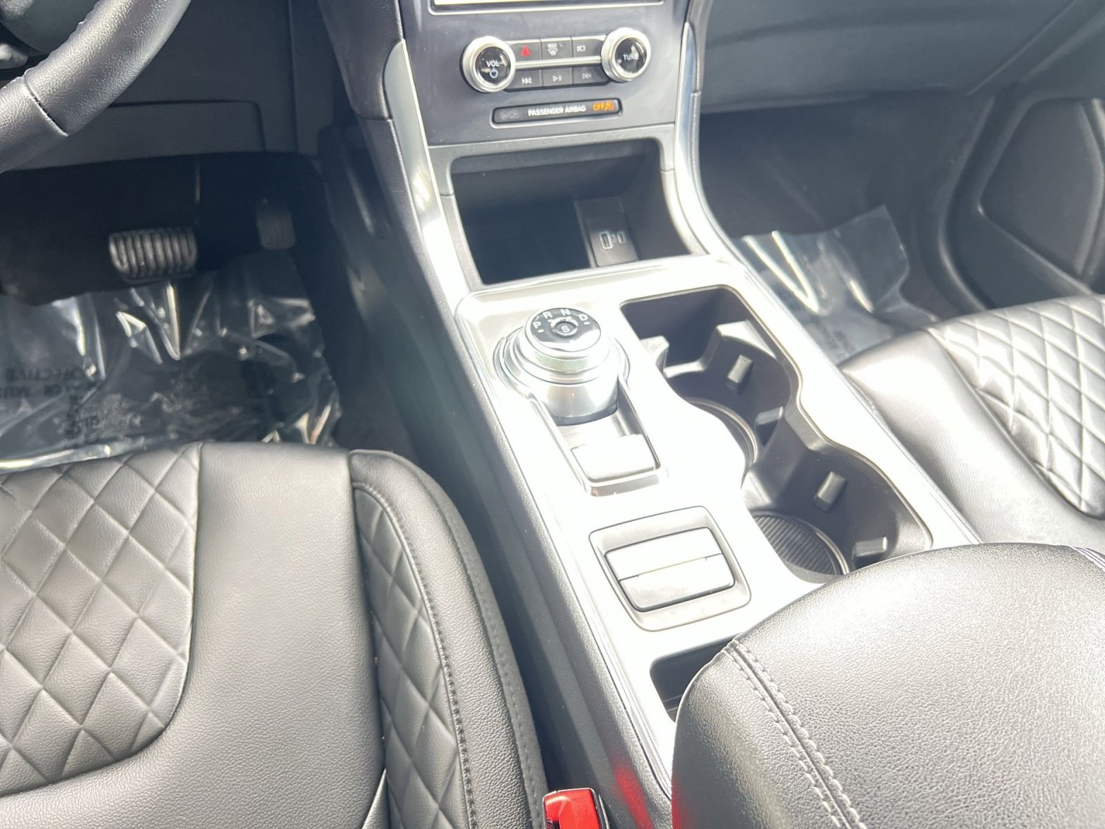 Used 2023 Ford Edge Titanium AWD/4WD image 22