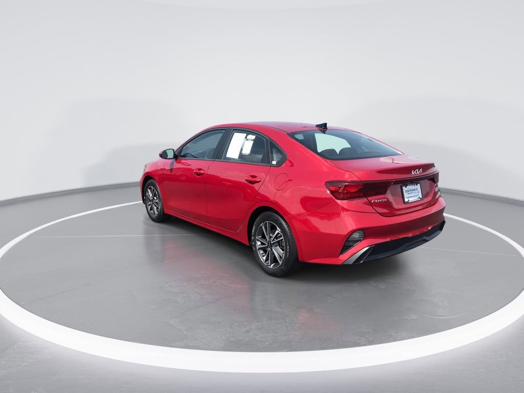 Used 2022 Kia Forte LXS image 6