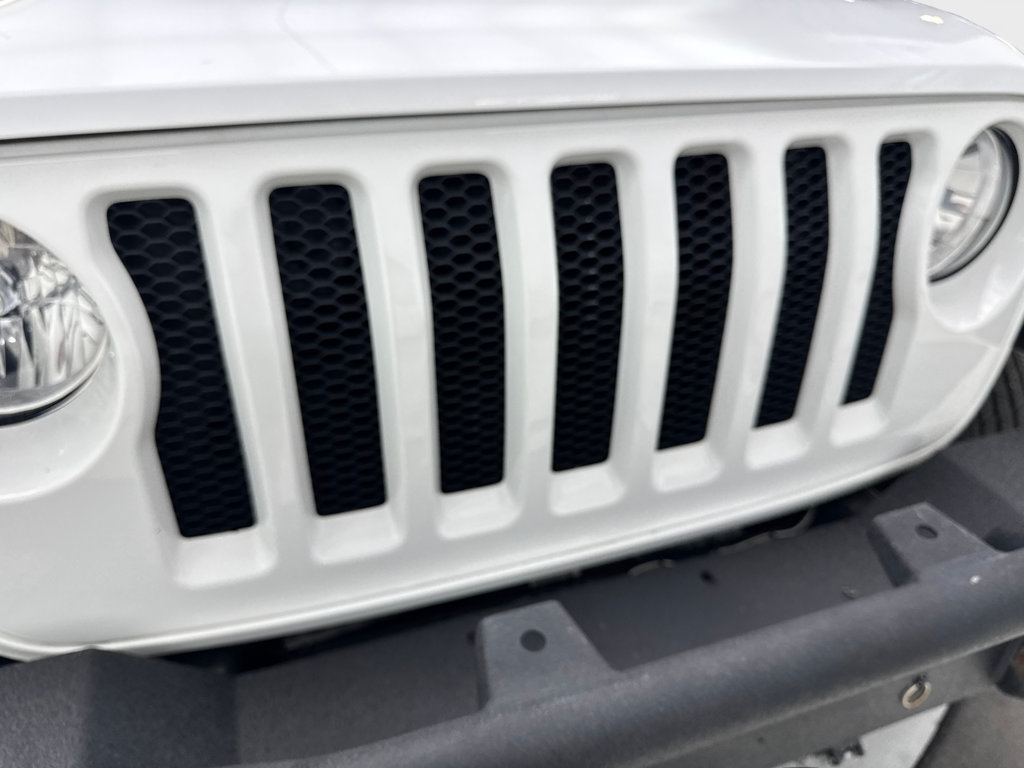 Used 2022 Jeep Wrangler Sport AWD/4WD image 25