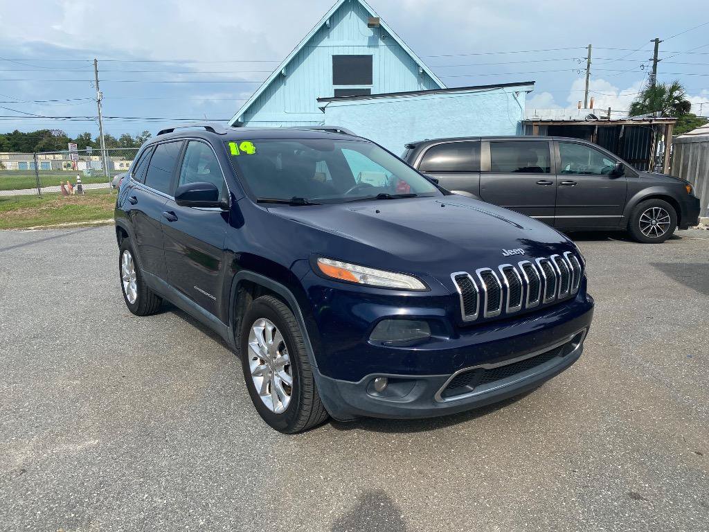 Used 2014 Jeep Cherokee Limited AWD/4WD image 5