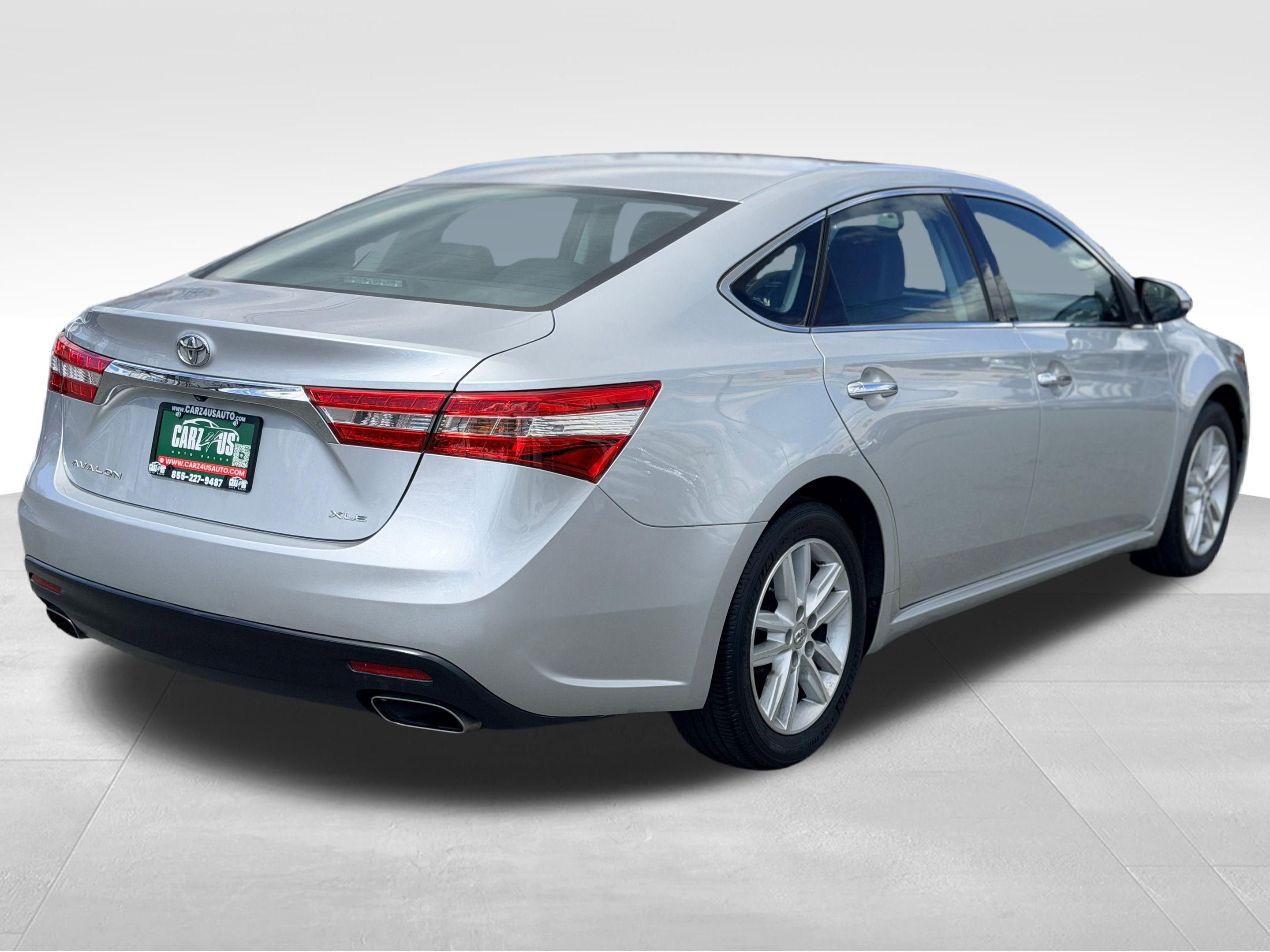 Used 2014 Toyota Avalon XLE Premium FWD image 6