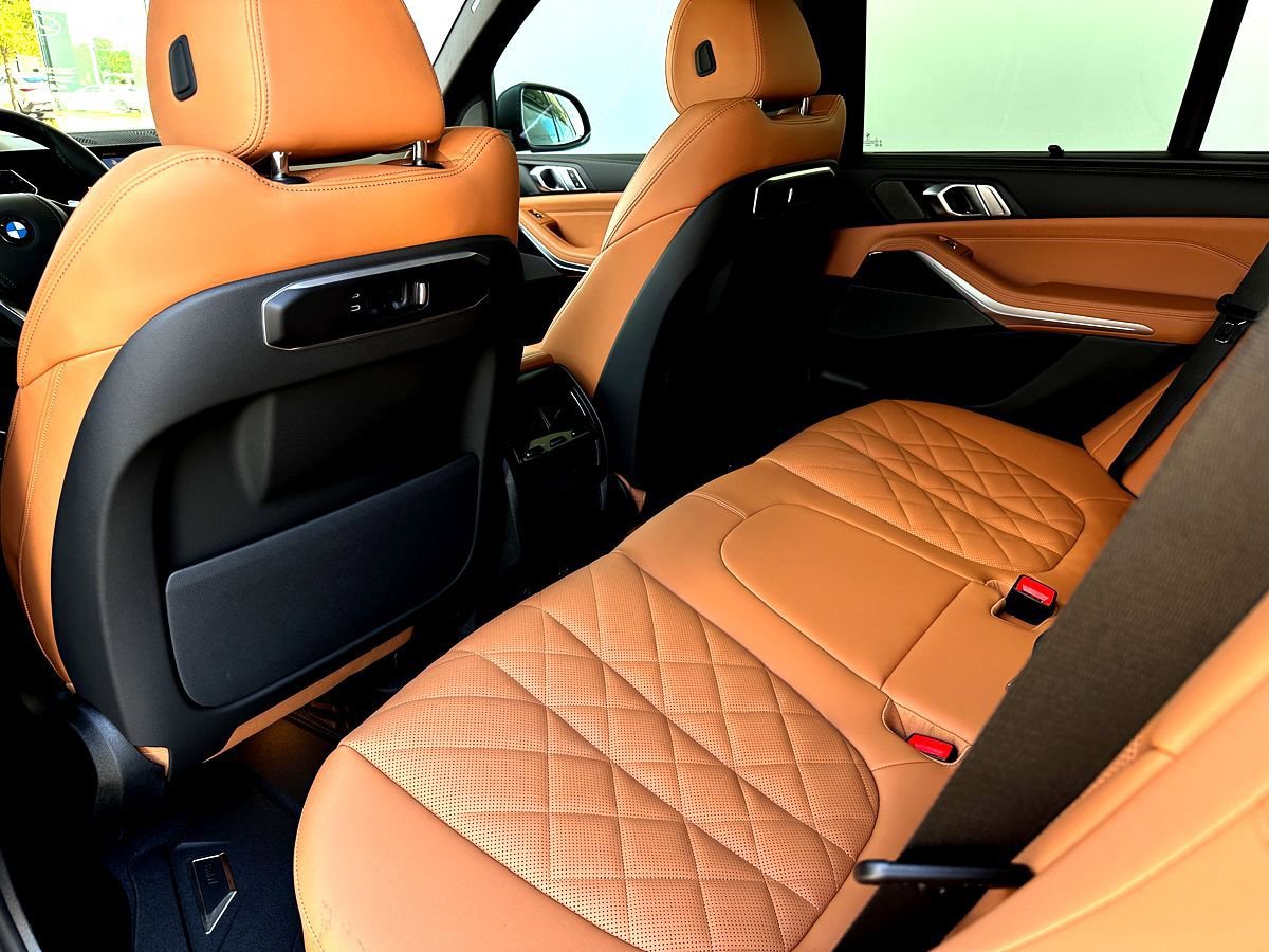 New 2026 BMW X5 xDrive40i w/ Premium Package image 18