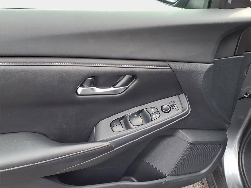 Used 2023 Nissan Sentra SV image 7