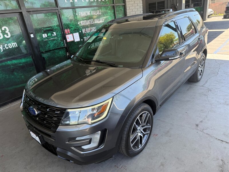 Used 2016 Ford Explorer Sport w/ Equipment Group 401A AWD/4WD image 2