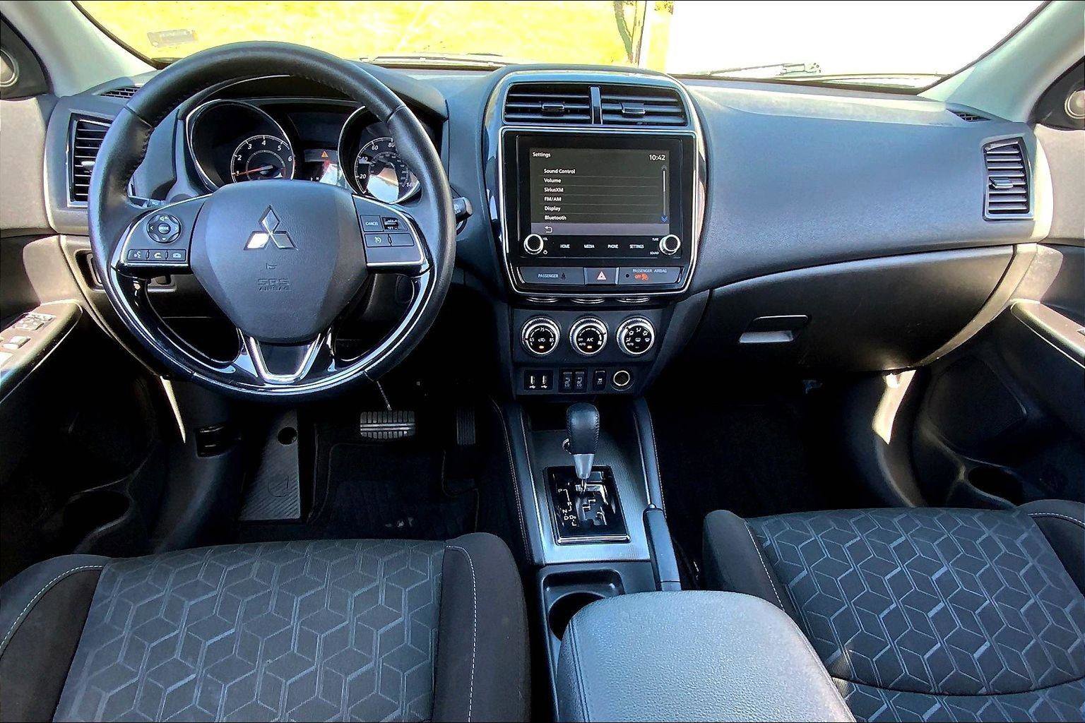 Used 2021 Mitsubishi Outlander Sport SE AWD/4WD image 14