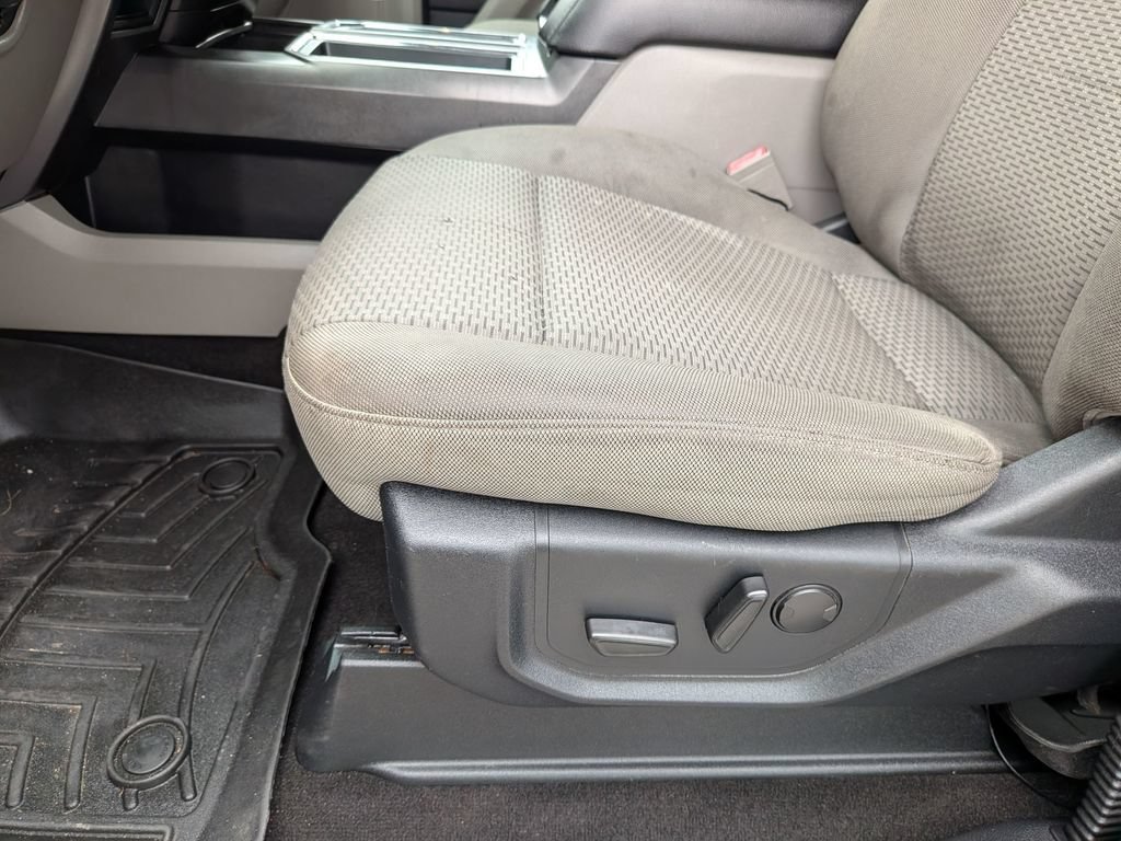 Used 2019 Ford F150 XLT w/ Equipment Group 302A Luxury RWD image 14