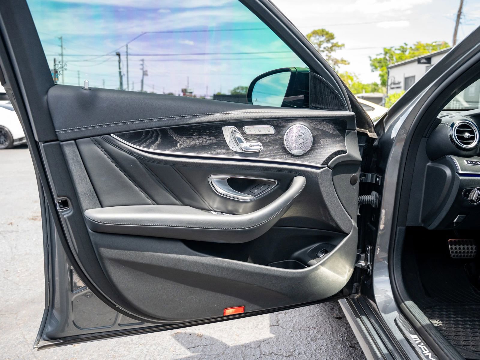 Used 2019 Mercedes-Benz E 53 AMG 4MATIC Sedan image 46