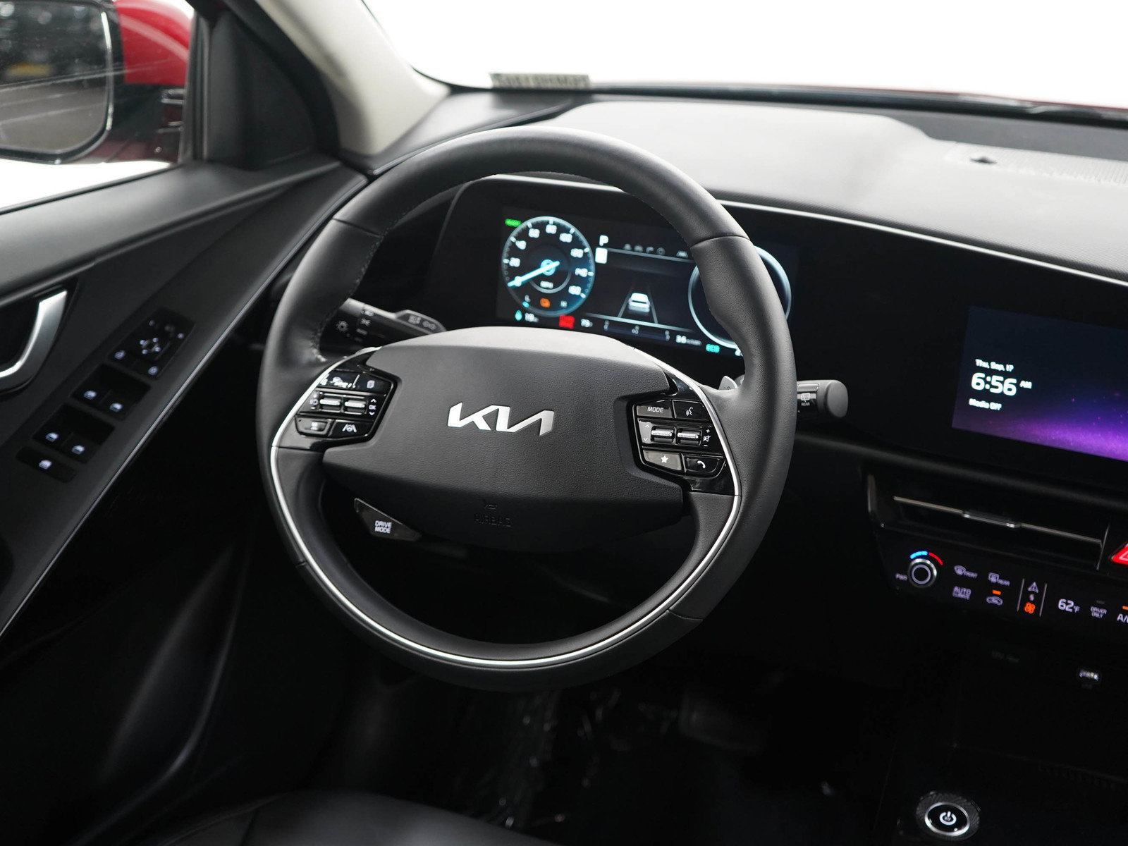Used 2023 Kia Niro Wind w/ Wind Preserve Package FWD image 14