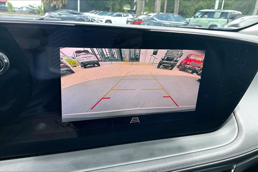 Used 2025 Buick Encore GX Preferred FWD image 14