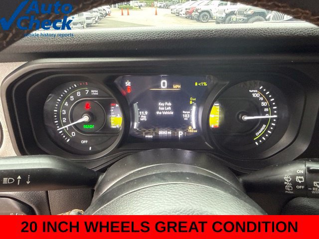 Used 2024 Jeep Wrangler Unlimited w/ Convenience Group AWD/4WD image 8