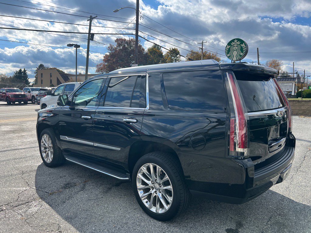 Used 2020 Cadillac Escalade Luxury image 7