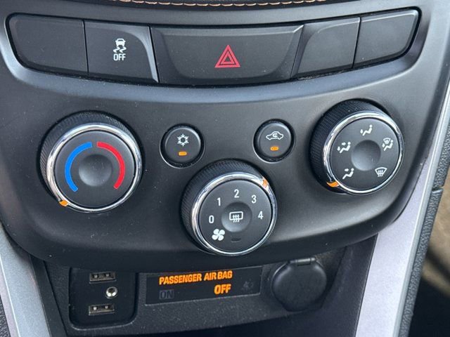 Certified 2022 Chevrolet Trax LT w/ Sport Edition image 27