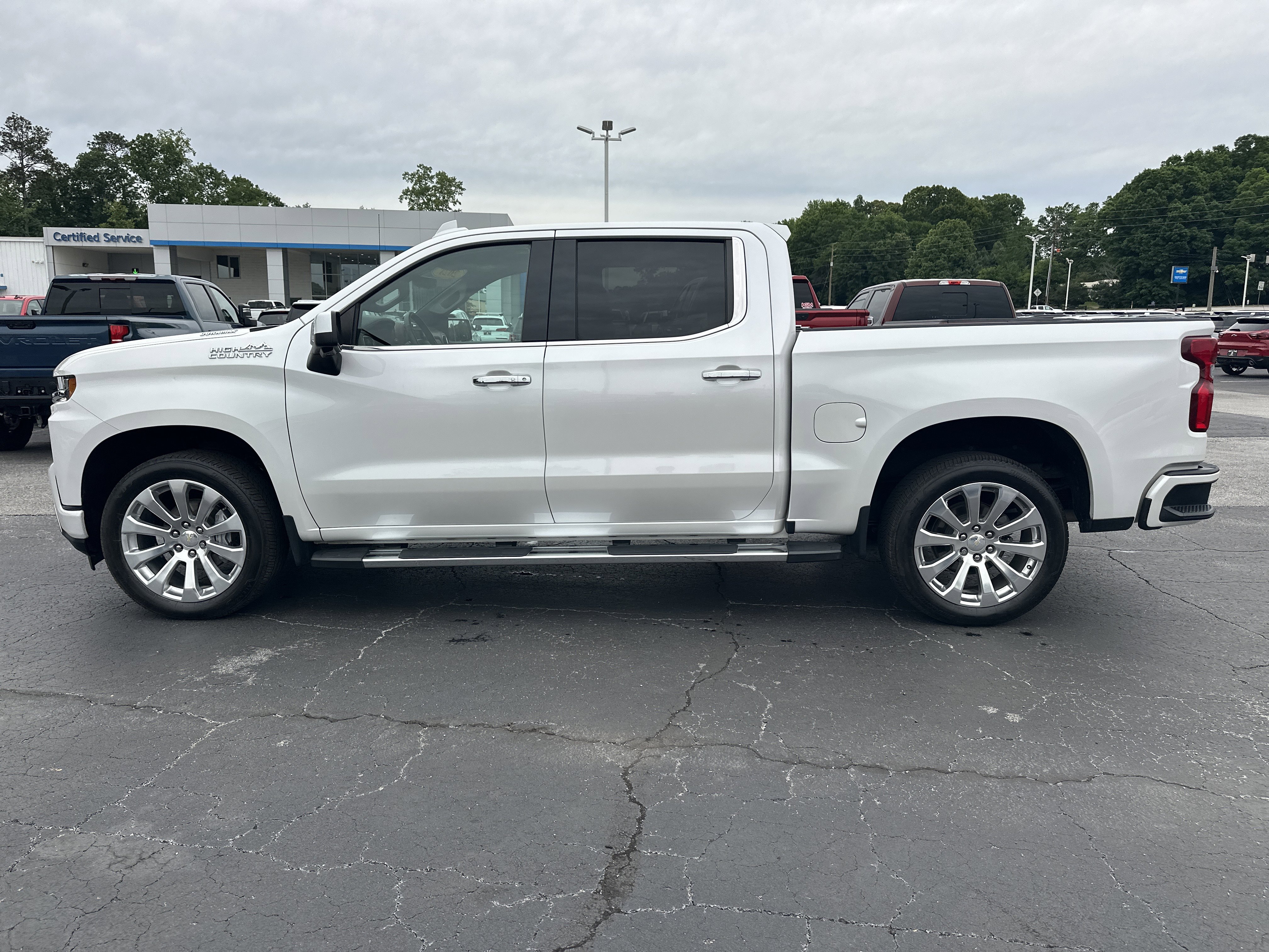Used 2021 Chevrolet Silverado 1500 High Country w/ Technology Package RWD image 5