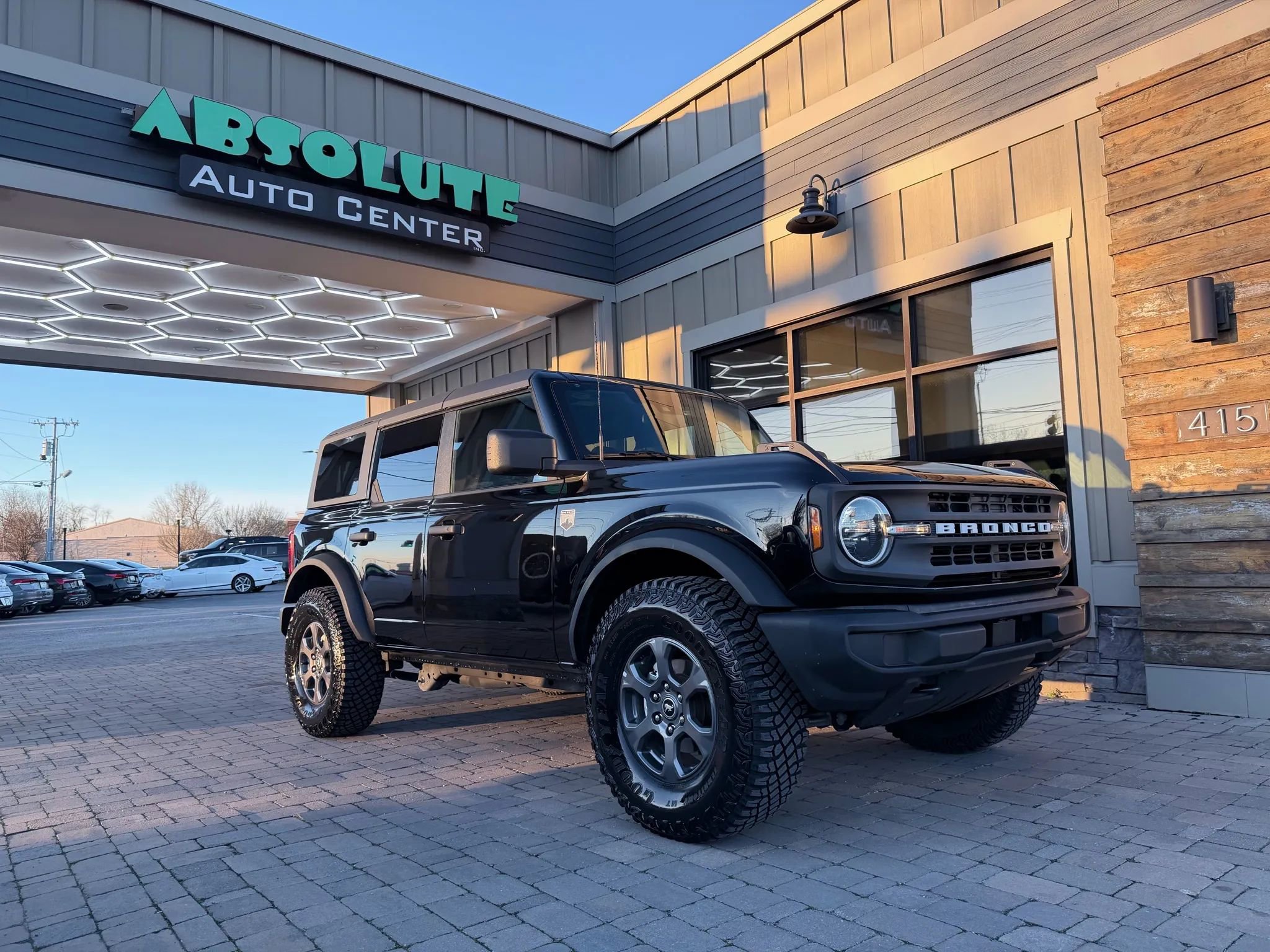 Used 2025 Ford Bronco Big Bend image 90