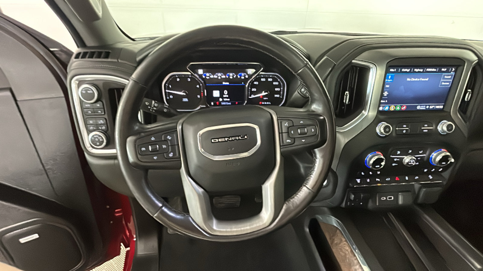 Used 2021 GMC Sierra 2500 Denali AWD/4WD image 18