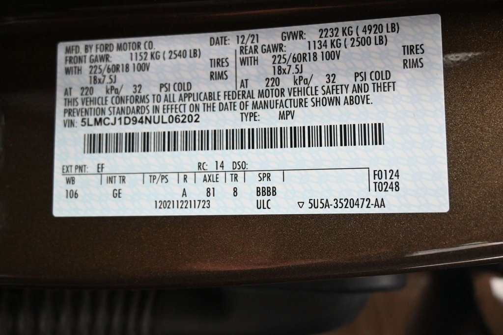 Used 2022 Lincoln Corsair AWD w/ Equipment Group 101A image 8