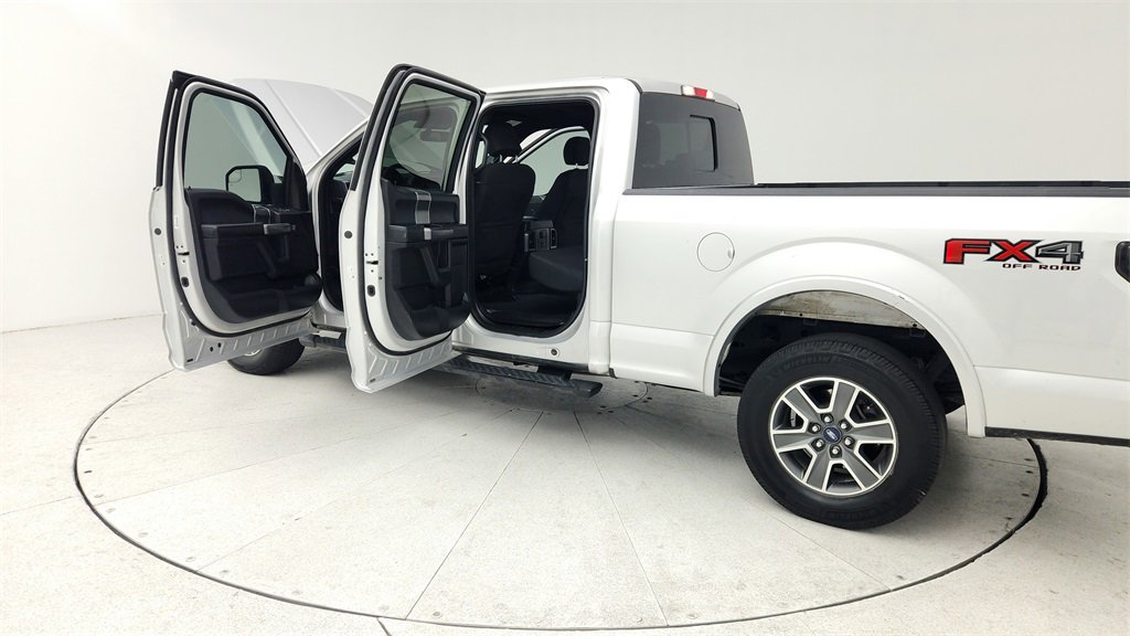 Used 2016 Ford F150 XLT w/ Equipment Group 302A Luxury image 11