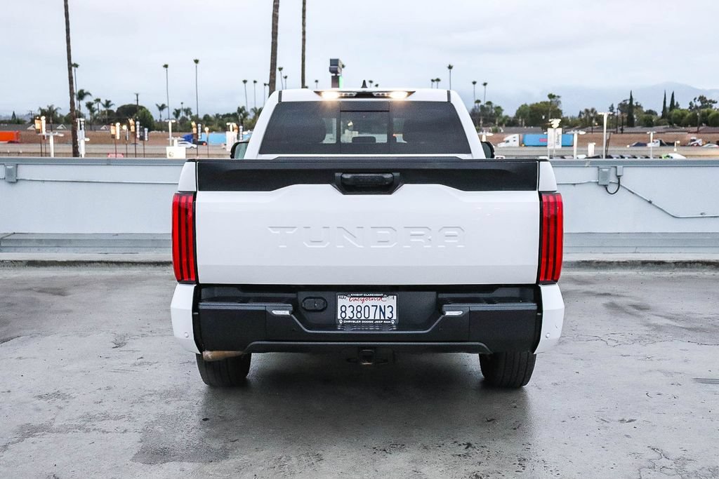 Used 2022 Toyota Tundra SR5 w/ SR5 Convenience Package RWD image 8