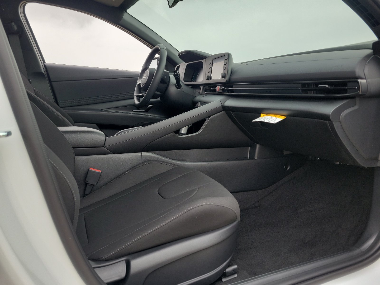 New 2026 Hyundai Elantra Sport FWD image 17