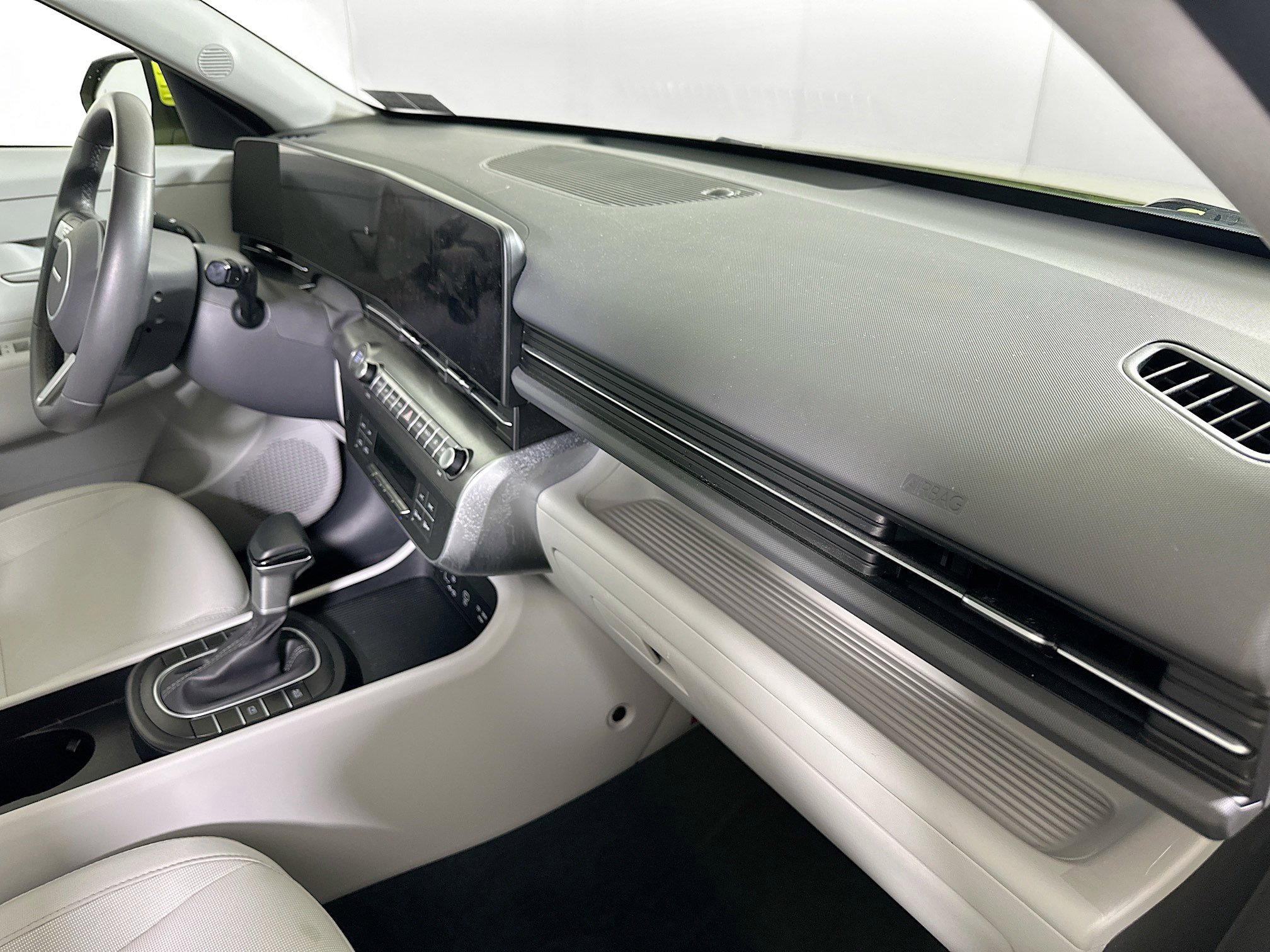 Certified 2025 Hyundai Kona SEL image 27